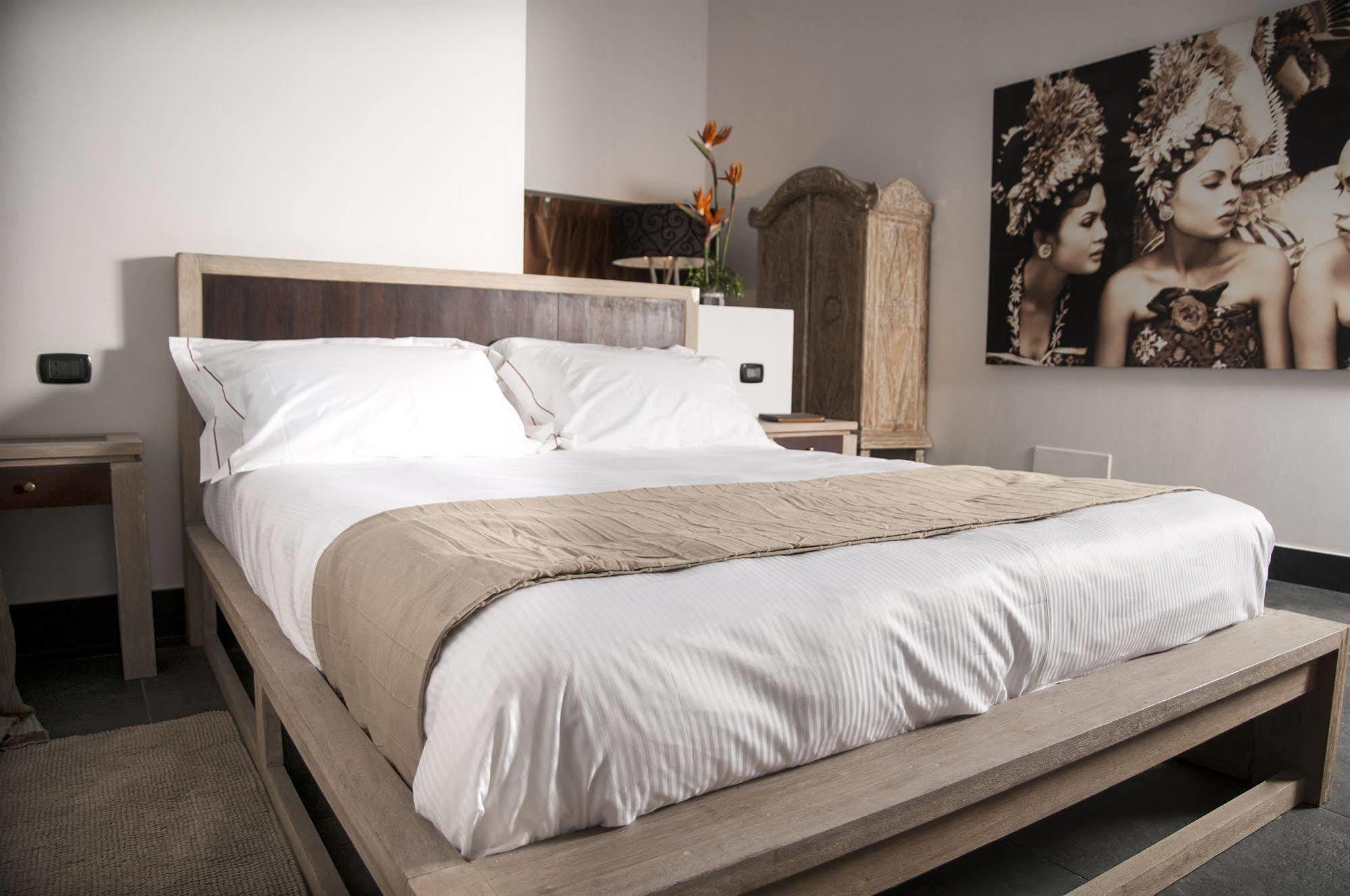 Bed and Breakfast Seven Maze Charming House Bari Exterior foto